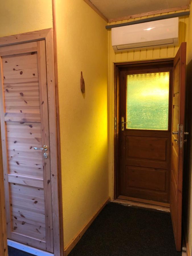 Aparthotel Kulli Pesa à Puka Extérieur photo